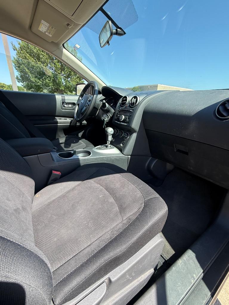 2011 Nissan Rogue SV - Photo 14