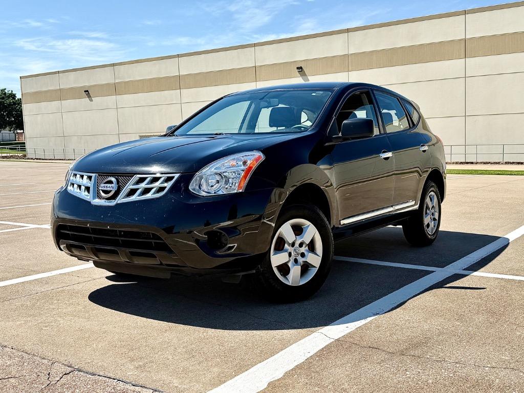 2011 Nissan Rogue SV AWD's photo