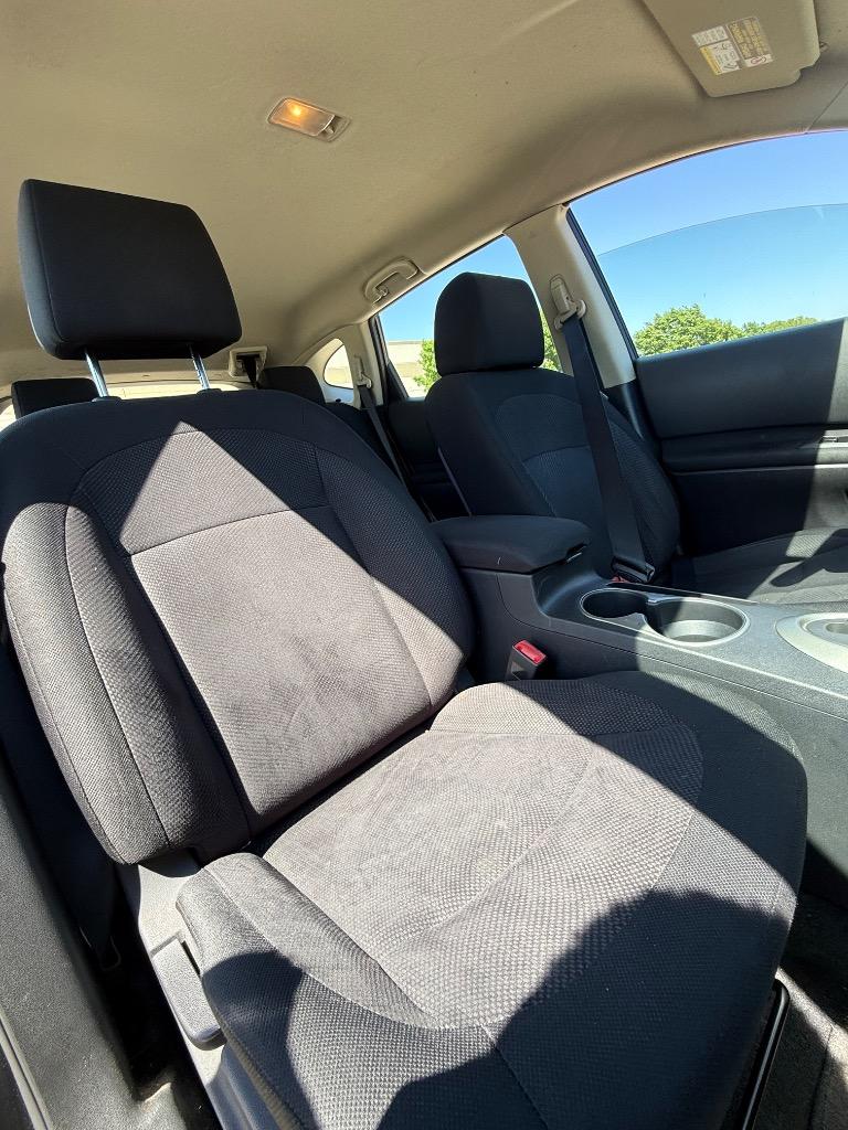 2011 Nissan Rogue SV - Photo 15
